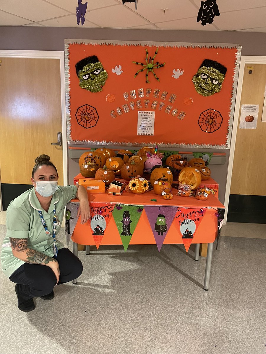 Our lovely Lisa has organised a pumpkin carving competition 🎃 #Halloween #RMCHfamily #competition @RMCHosp