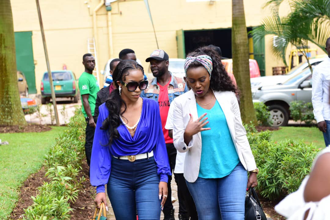 Shifframarvins1's tweet photo. Moflix Diapers unveils Ugandan influencers 

The FMCG giant Hayat Kimya has unveiled singer Juliana Kanyomozi, Vinka and other celebrity mothers as influencers of Moflix baby diapers globally. 

#MolfixMamas https://t.co/UqC6nyQqAe