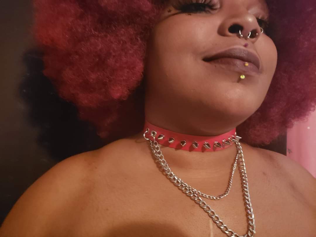 4 pic. Follow @Gothick_llc if you are interested in plus size alternative clothing and accessories https://t.co/Puqxv12340