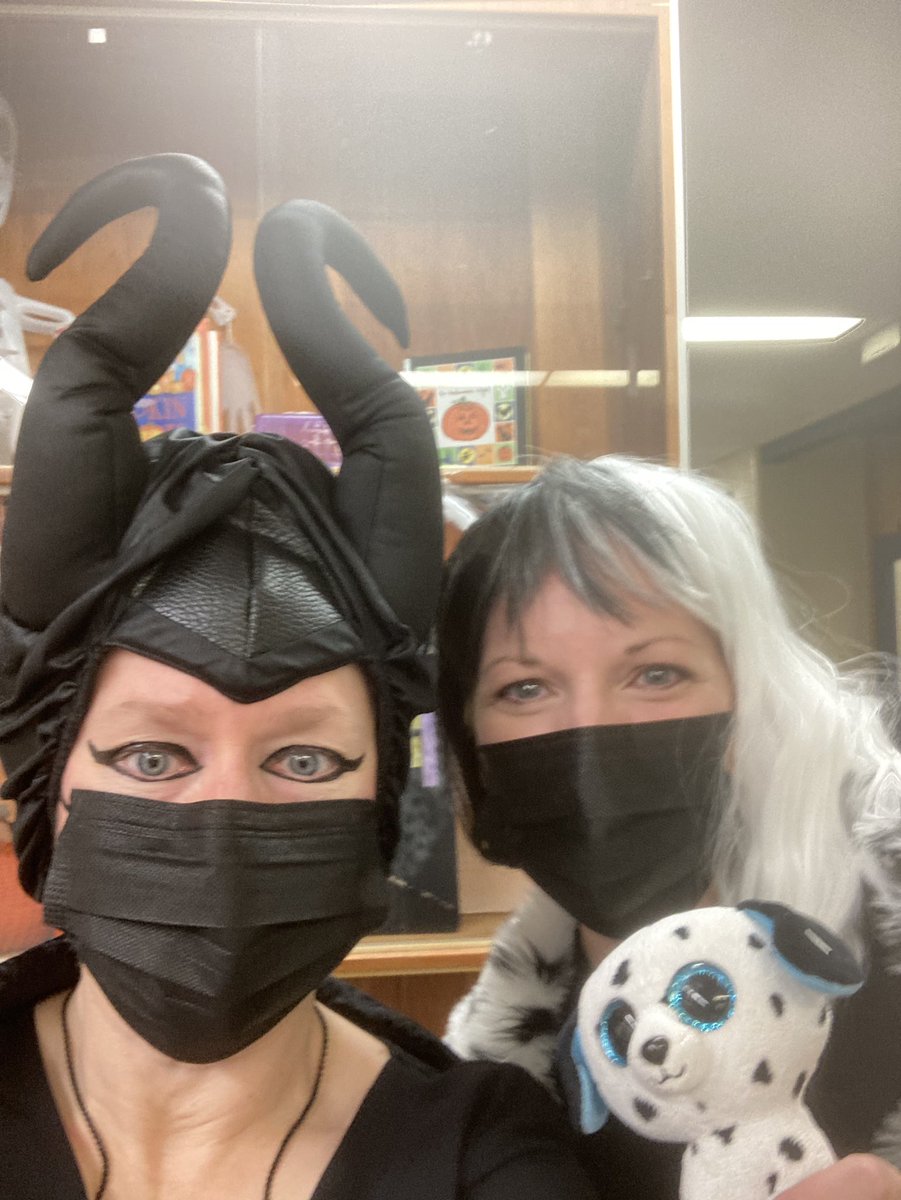 StAndrews_LSSD's tweet photo. Halloween celebrations at St A today. Happy Halloween from your “friendly” St A admins! https://t.co/E3nm1jG0wC