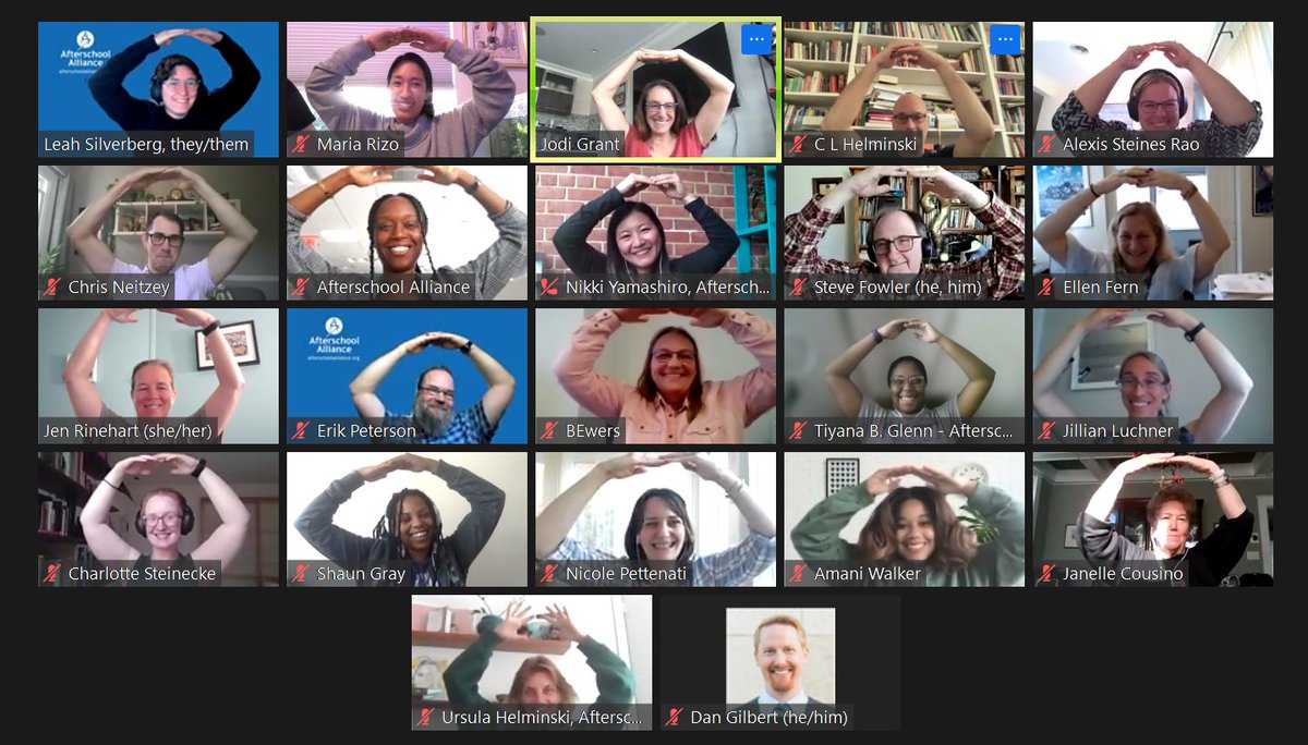 afterschool4all's tweet image. Today&apos;s the day! Our #LightsOnAfterschool is yours? Show us by taking the #LightbulbChallenge with your staff, students, or family and join the largest nationwide celebration of afterschool TODAY!