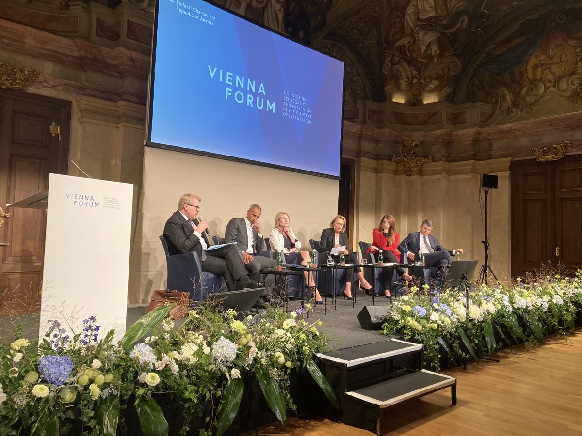 MartinKienl's tweet photo. #ViennaForum : Ministers from different countries and different parties share views on the danger of non-violent #islamism to European societies. https://t.co/cNMmg0lsku