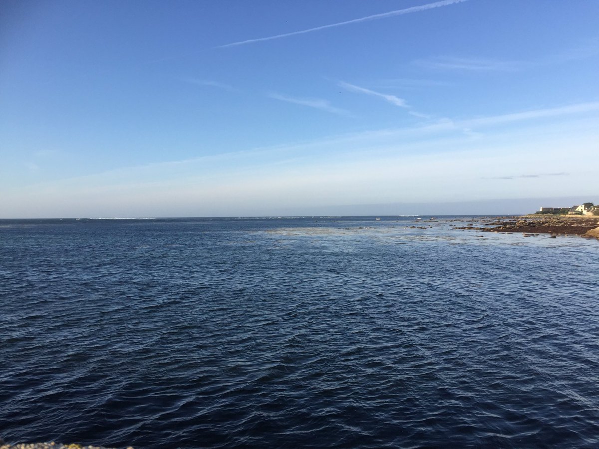 Kerbezec's tweet photo. Un début de journée parfait à Kerbezec #kerity #penmarch #bigoudenjoy #paysbigoudé #Finistère #bretagned https://t.co/QcnoezIANl