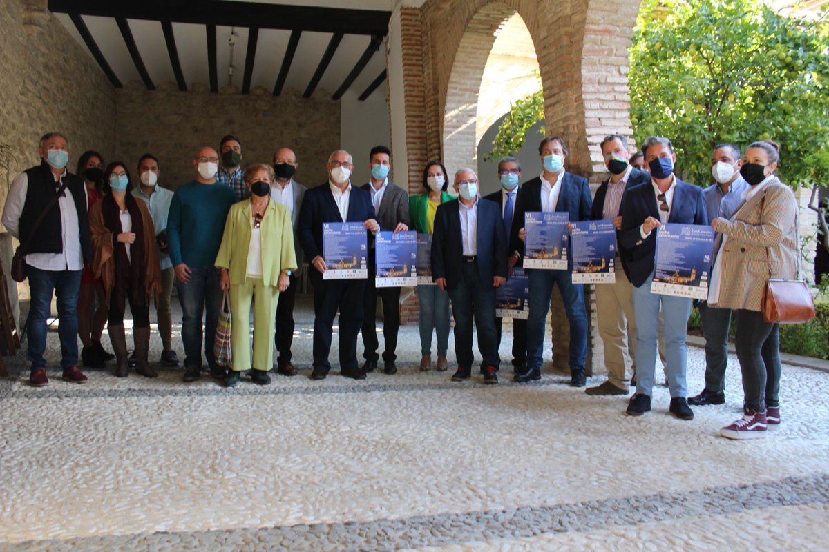 JaenJunta's tweet image. #savethedate 

🗓️Sábado, 30 de octubre

📌VI Noche Jahenciana

Apertura de 24 monumentos del casco histórico de la capital.

El delegado de @CulturaAND @Jesus_Estrella
 destaca el apoyo de la Consejería a la iniciativa de 
@VivaJaen.

@IAJuventud también se suma.

#JaénGenuino