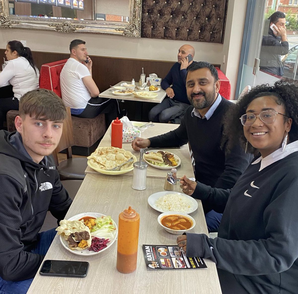 The EV Master team had such a lovely lunch today 😋☺️

#teambuilding #evmaster