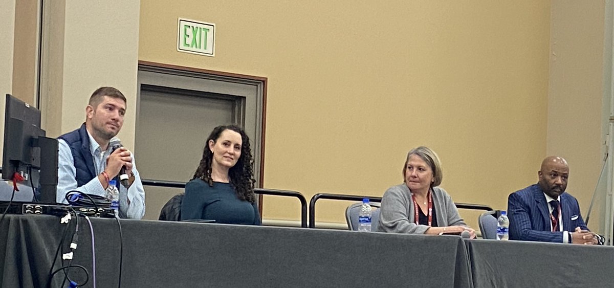 Tonya Bennett ⭐ tweet media