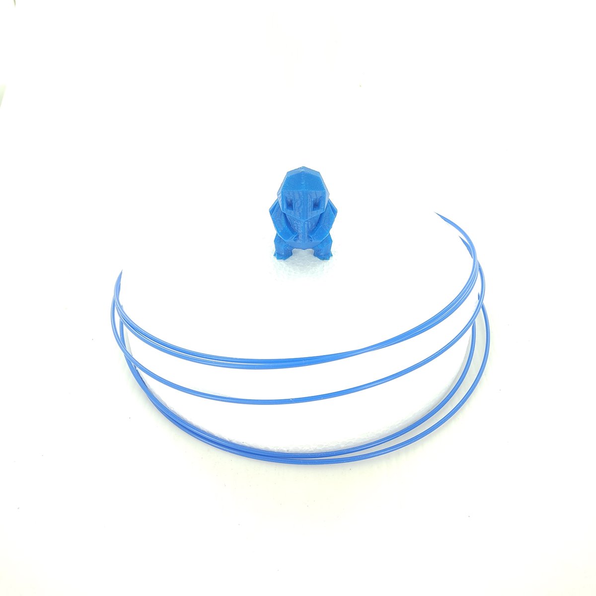 NefilaTek's tweet photo. Une nouvelle couleur de PETG ♻️ disponible sur la boutique 🇫🇷  ! Pure Blue . 

#Nefilatek #3Dprinting #3Dprints #3Dfilament #PETG #sustainability #sustainable #recycled #recycledplastic #recycling #ecofriendly #additivemanufacturing https://t.co/r7naeiVEU4