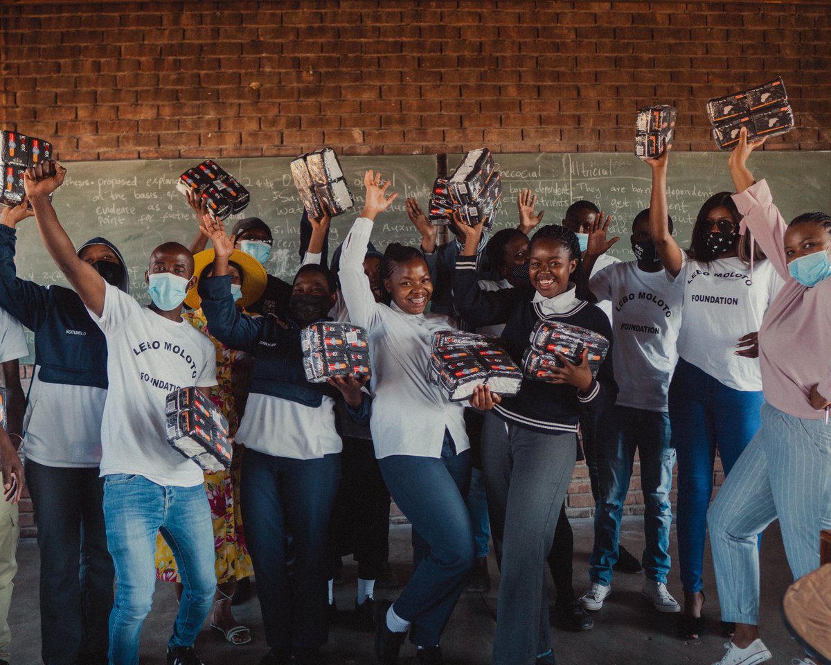 ChebengC's tweet image. Supporting OUR women by eradicating Period Poverty one step at a time. Our goal; to donate 3-4 Months of supply. 

With your help we were able to do just that.

Thank you 🙏🏾 

@ubykotex @LeboMoloto22 @Kgatlanathe1st @FARPostZA @Nathaniels15 @SimplyCarol8 @UVF2016 @Alfred23g