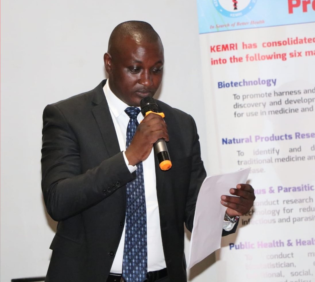 MrGideonKimathi's tweet photo. Am Honoured to be part of the co-ordination team to ensure smooth running of the conference that brought on Board relevant stakeholders.
#MakingMeruGreat https://t.co/hvwxy6zyCt
