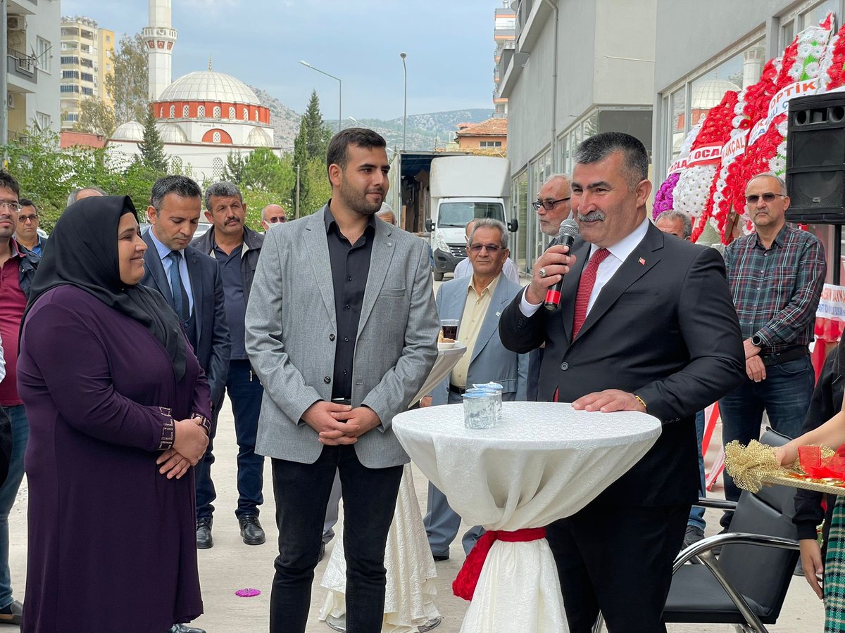 Ak parti ilçe Başkanımız Sn.Yusuf Bilgili ve çok sayıda davetli ile birlikte,Yeğenimiz Ozan Kılıçkaya’nın fizik tedavi danışmanlığı’nın açılış törenine katıldık.Hayırlı uğurlu olsun.