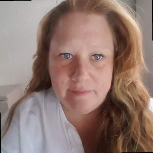 Meet Metro Business Association member Tina McDougall who is president of Solasta Lighting 
They are family-owned NS #lighting supplier specializing in working with property management on suite turnovers, lighting maintenance, retrofitting existing fixtures to lower energy costs