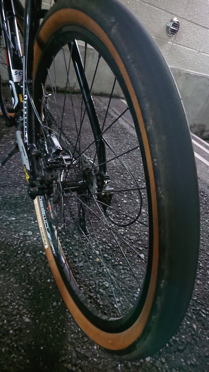 hitakatch's tweet photo. MTBのVIPER SCANDIUMフレームにBONTRAGERのリジッドフォークでグラベルバイク(風)にして乗ってます。ホイールは、26、27.5、29と用意してコースや気分で交換してます。 https://t.co/qO0vnykNsv