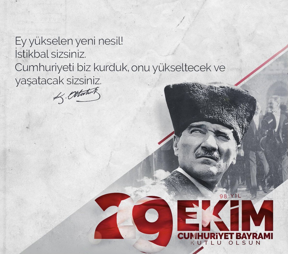 Cumhuriyetimizin kurucusu Gazi Mustafa Kemal Atatürk başta olmak üzere silah arkadaşlarını ve aziz şehitlerimizi rahmetle, kahraman gazilerimizi minnet ve şükranla anıyor; #29EkimCumhuriyetBayramı’mızı kutluyorum.