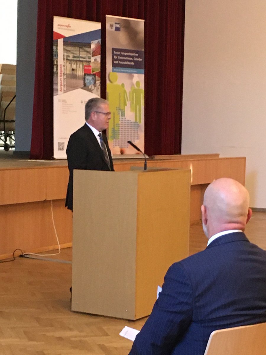 Fazit der heutigen Konferenz „Flughafenumfeldentwicklung - 1 Jahr nach BER-Eröffnung“ mit der <a href="/WFBBrandenburg/">Wirtschaftsförderung Brandenburg | WFBB</a>: Das Umfeld entwickelt sich zu einem Wachstumsmotor für die Hauptstadtregion! Wichtige Meilensteine &amp; Projekte wurden thematisiert. bit.ly/3mmVgpx