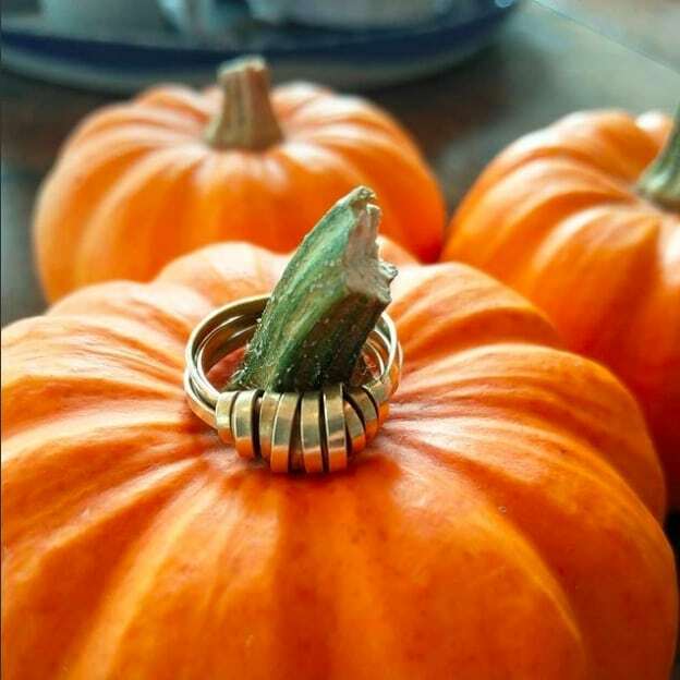 We're all in for pumpkin season 🧡🎃 Good gourd there are some beauties about at the moment 👌 Shot here getting cosy with one of our Brass Ribbon Rings handmade from finely-cut brass ribbons that have been wound and twisted by the wonderful Women of th… instagr.am/p/CVkxJ9uMFyK/