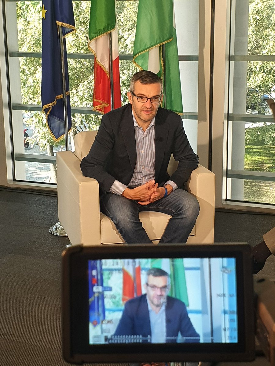 bologninistefan's tweet photo. #Oggi intervista con @milanopaviatv. Grazie al Direttore Stefano Calvi per la bella chiacchierata, ricca di spunti, su #giovani, "Generazione #Lombardia" e tanto altro

#TV #telepavia #giovanilombardia #generazionelombardia @RegLombardia https://t.co/dMHvnruSkt