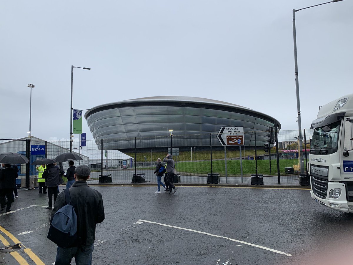 #COP26 el deber ético con el planeta y la humanidad debe orientarnos a transformar la economía y vida social sin demora, el cambio viene de nosotros y es ahora¡ <a href="/gabrielboric/">Gabriel Boric Font</a> <a href="/danieljadue/">Daniel Jadue</a> <a href="/LuciaDammert/">Lucía Dammert</a> <a href="/dialogoenergia/">dialogoenergia</a> <a href="/ADignidadCL/">Apruebo Dignidad</a> <a href="/Jaime_Bassa/">Jaime Bassa</a>  <a href="/GiorgioJackson/">Giorgio Jackson</a> <a href="/ElisaLoncon/">Elisa Loncon Antileo</a> <a href="/CNNEE/">CNN en Español</a>