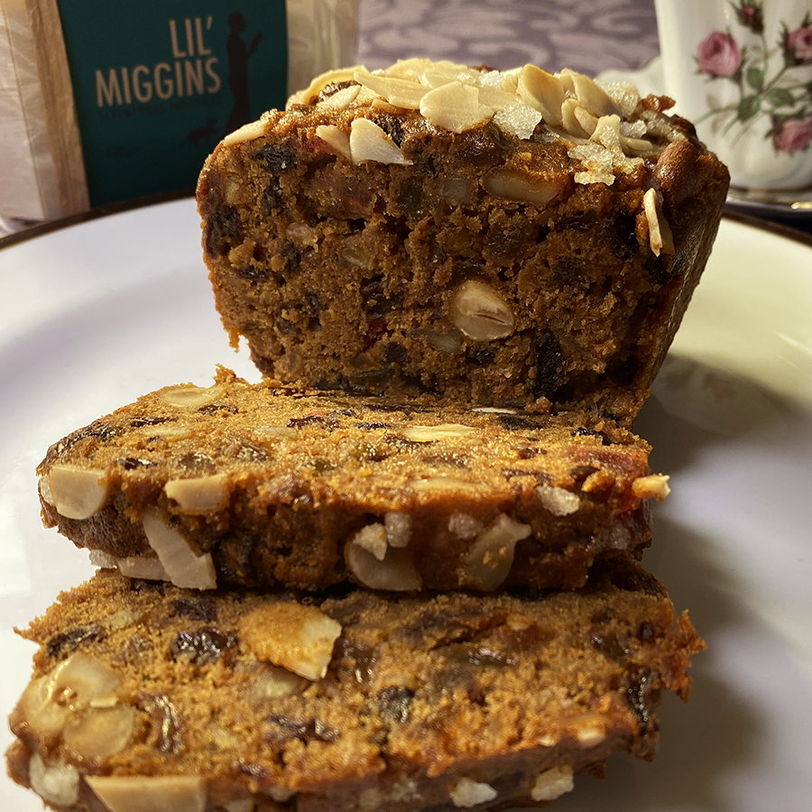 <a href="/lilmigginsuk/">Lil' Miggins UK</a> 
Check out our Gluten Free and Traditional Christmas cakes available now. lilmiggins.co.uk.
#buylocal #Christmas2021 #christmasgiftidea