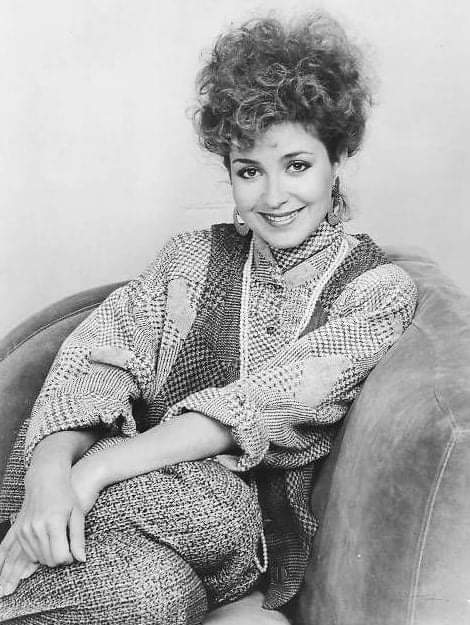 Happy Birthday to legendary actress & voice over actress Annie Potts! 