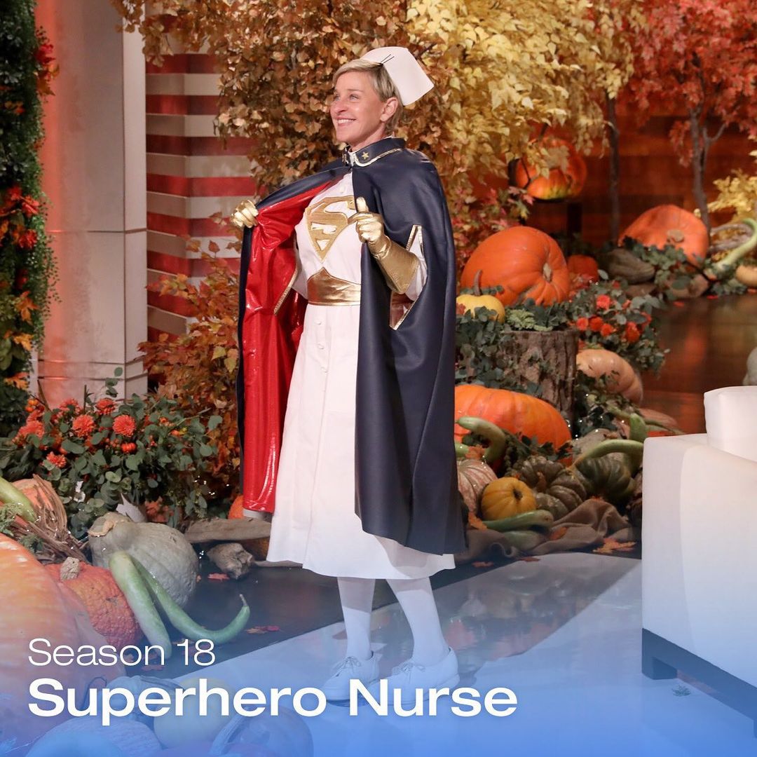 AwesomeTopmodel's tweet photo. @TheEllenShow looking back on some of the past Halloween costumes 

Visit: https://t.co/kmQWH4CWz6

#awesometv #realawesometv #simplyawesome #inspire #inform #entertain #mumbai #newyork #ellenshow #ellendegeneres https://t.co/PJIKY43b1q