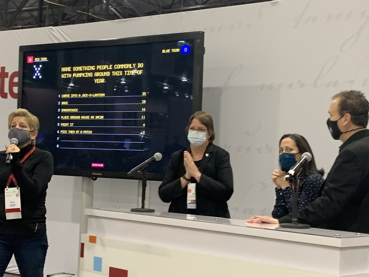 JTechEDWriter's tweet image. Survey says @#EDU21 good job @Shannon_M_Dunn! 👏🏼👏🏼