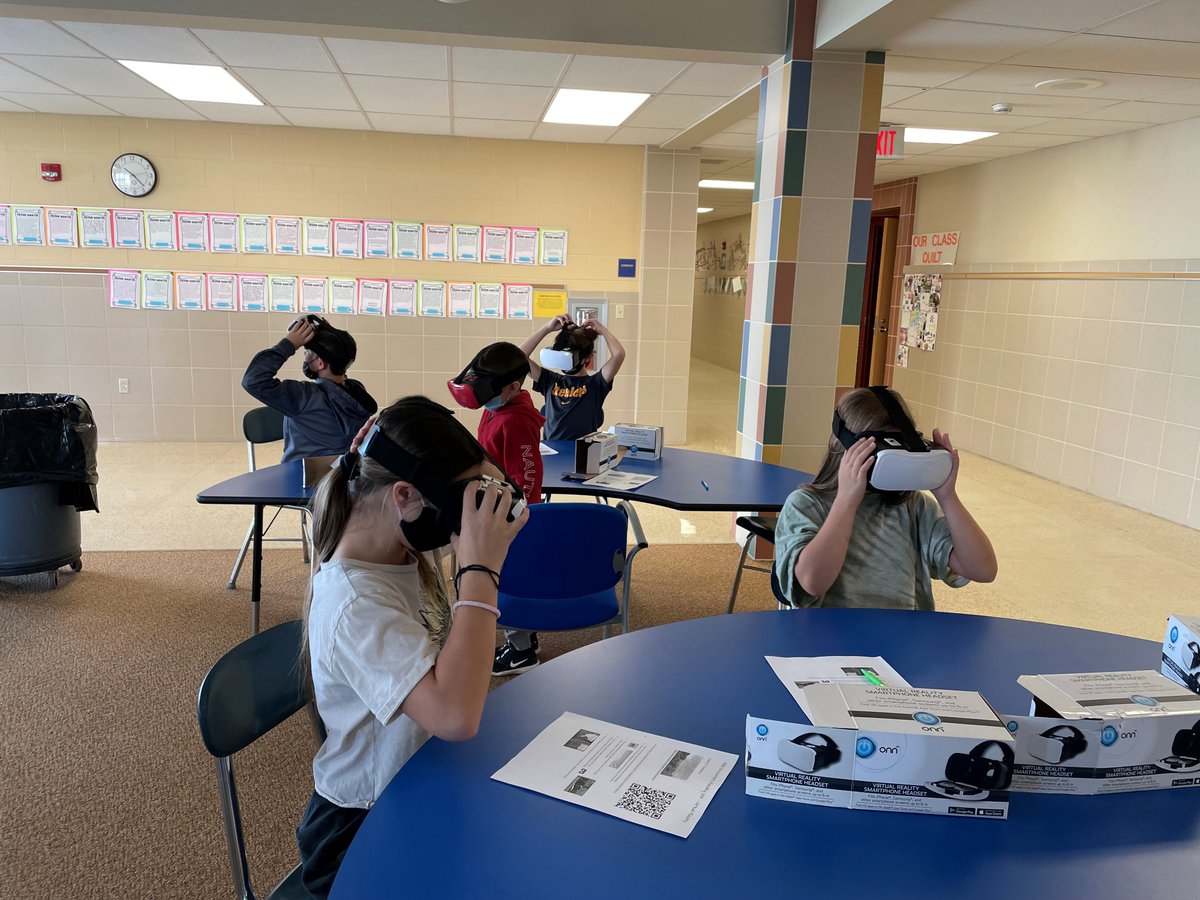 FasdFoundation's tweet photo. FASDF Grant awarded to South Buff Elem last yr - Ck the progress! 10 tables, 3 pods w/ shelf: STEM supplies (plastic straws, alum foil, masking tape, batteries, craft/glue sticks, cotton balls) &amp; desk caddies so teachers can set up for for groups!
@SouthBuffaloES @FreeportAreaSD https://t.co/FKBNjzBvws
