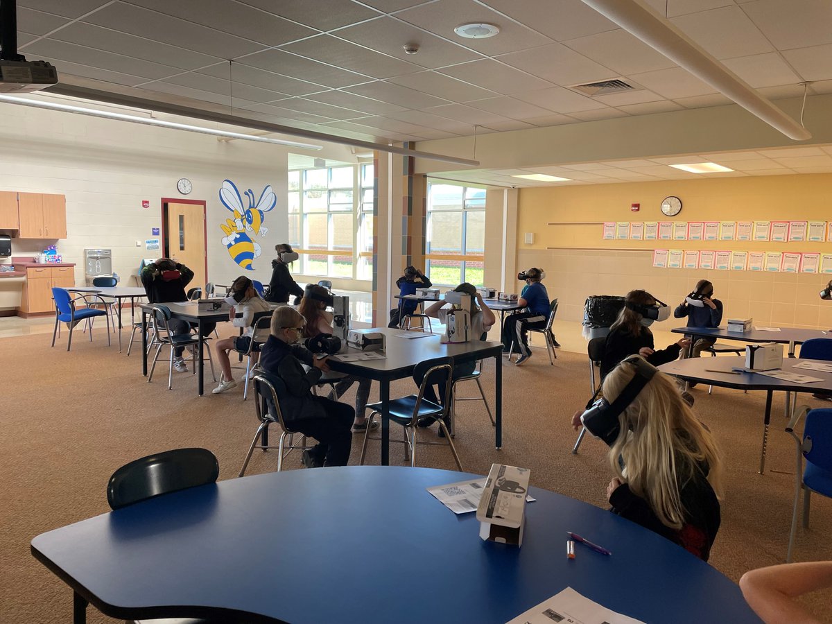 FasdFoundation's tweet photo. FASDF Grant awarded to South Buff Elem last yr - Ck the progress! 10 tables, 3 pods w/ shelf: STEM supplies (plastic straws, alum foil, masking tape, batteries, craft/glue sticks, cotton balls) &amp; desk caddies so teachers can set up for for groups!
@SouthBuffaloES @FreeportAreaSD https://t.co/FKBNjzBvws