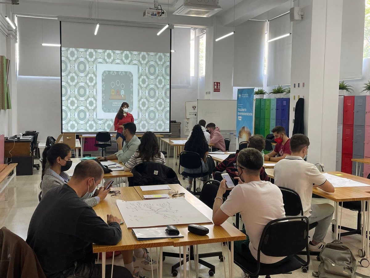 UGR emprendedora tweet media