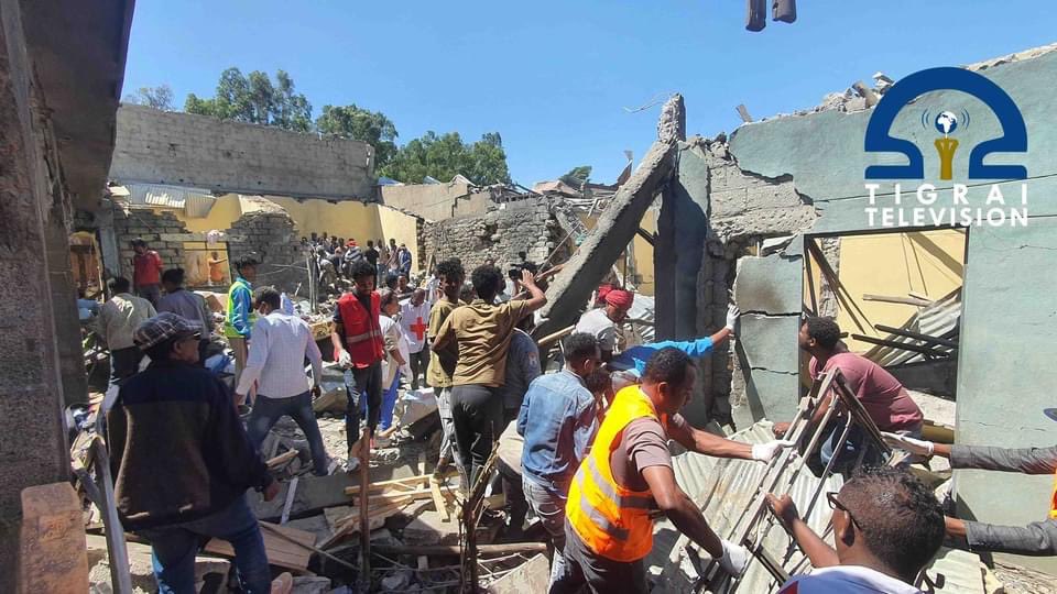 KassaHMariam's tweet image. Ethiopia’s air strike today targeted densely populated residential areas in Mekelle, Tigray. So far, 10 civilians killed &amp;amp; 21 wounded #TigrayGenocide @SecBlinken @antonioguterres @USAmbUN @JosepBorrellF @SenatorMenendez @jakejsullivan @PowerUSAID @RepGregoryMeeks @POTUS