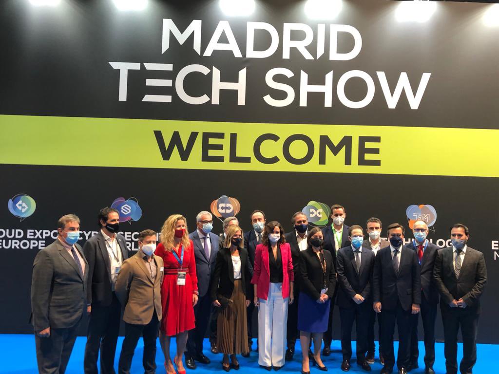 carlosizqtorres's tweet photo. 🔝 Éxito de expositores y visitantes en la feria tecnológica más importante de #España #MadridTechShow #MTS21

La @ComunidadMadrid apuesta de forma decidida por hacer de la #ComunidadDeMadrid la región más digitalizada de #Europa y cada día damos un paso más

#DigitalizaciónCM https://t.co/w70MIzzFCH