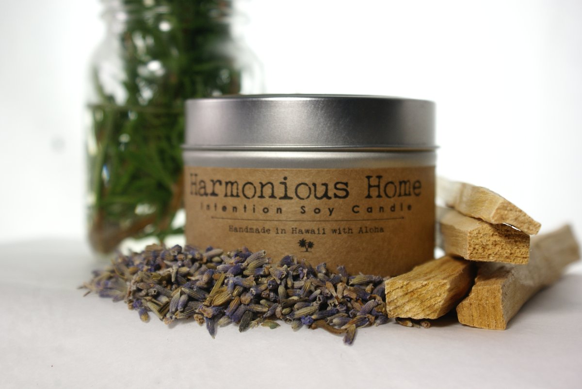 AlohaElixir's tweet image. Do you need to clear stagnant energy and raise the vibration of a person or space? Our Harmonious Home Candle will help you do just that. #AlohaElixir #MadeinHawaii #HarmoniousHome #IntentionCandle