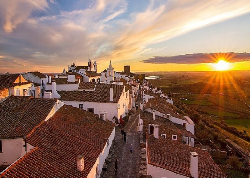 alentejo_1970's tweet photo. Boa noite / Good evening! ✨
Sunset in #Alentejo is beautiful!!! 😍 https://t.co/9ITgliGkt2