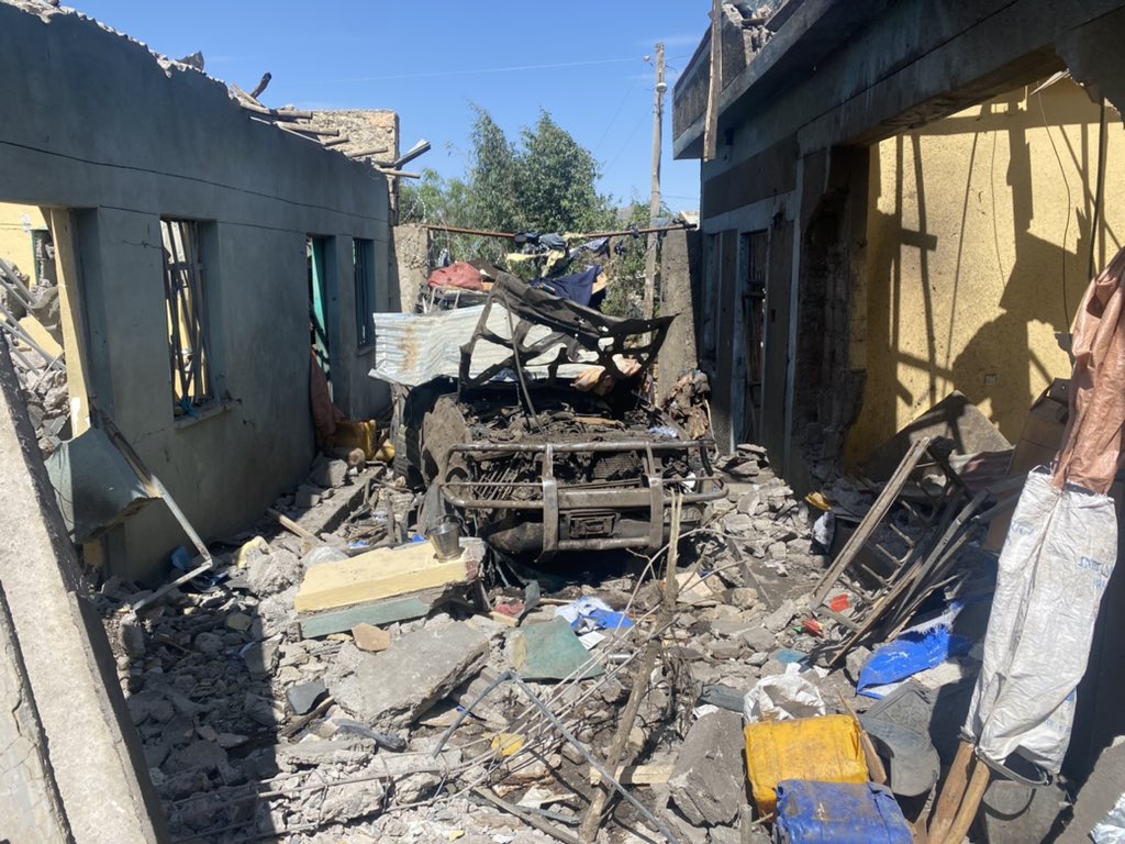ProfKindeya's tweet photo. The criminal Airforce of fascist @AbiyAhmedAli bombed civilians at a residential neighborhood of 05 Kebele of #Mekelle at 11 AM. Several have been killed &amp; wounded. Still the community is trying to rescue .@cnni @BBCWorld .@Reuters .@AJEnglish .@AP .@AFP @antonioguterres https://t.co/1tCJAmmn8q