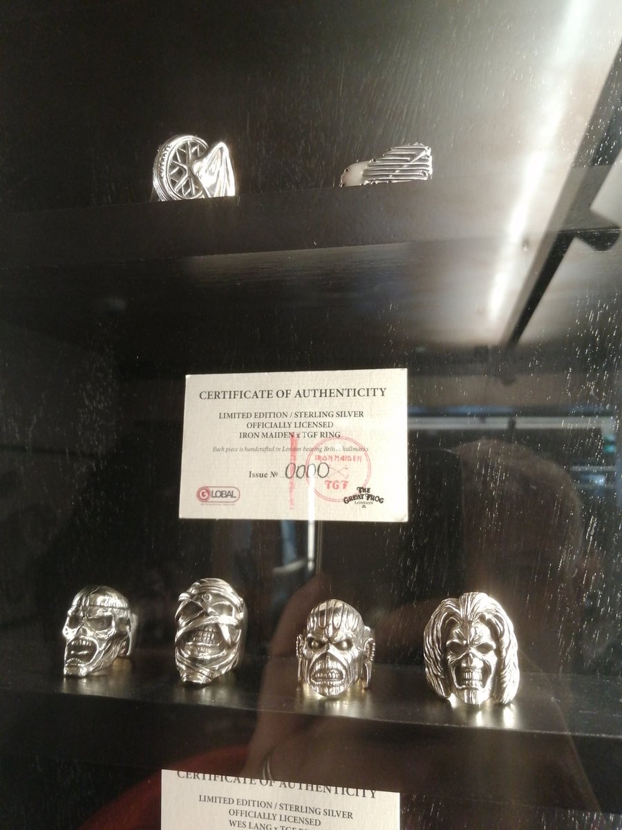 Great to be up in London today prior to our Hammersmith gig on Nov 20th. Popped in for some shopping and enjoyed our chat to the awesome staff at <a href="/TheGreatFrogLDN/">The Great Frog</a> off Carnaby Street. Loving the <a href="/IronMaiden/">Iron Maiden</a> merch!