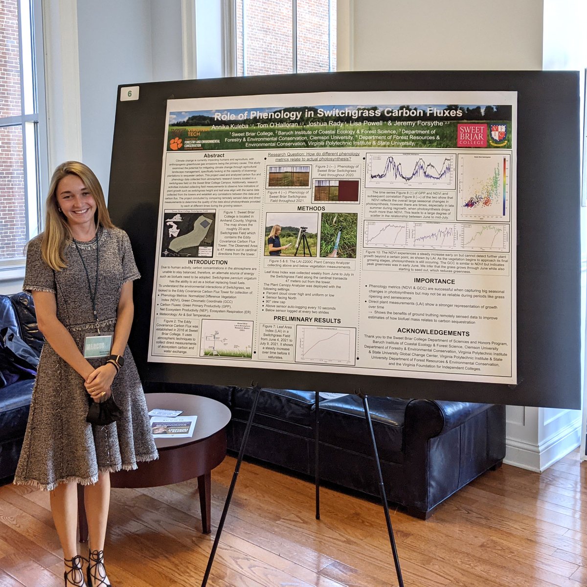 SweetBriaredu's tweet image. Honors Program students presented their research at the Mid Atlantic Regional Conference for Undergraduate Scholarship. Pictured (L to R) are Sarah Mihelic ‘22, Allison Wandling ‘23, Emma Leaseburg ‘22, Annika Kuleba ‘22 and Ruth De Souza ‘22. 

#SweetBriarLeads #HonorsProgram