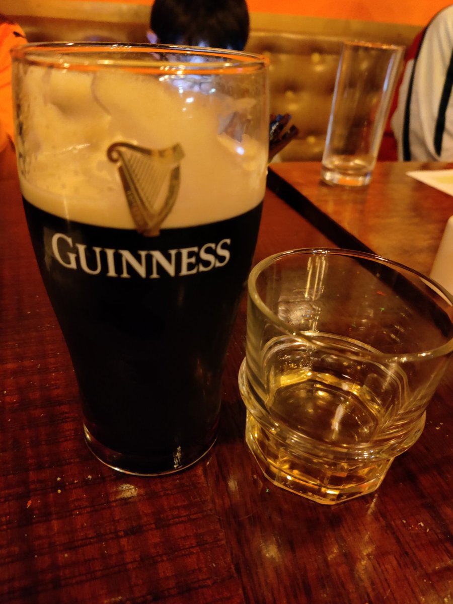 _P_McD's tweet photo. & so I'm now sitting financially ruined after buying out all the Distillery shops in #AnFile Bar & Restaurant in Westport sipping a fantastic pint of @GuinnessIreland worthy of at least 8.2 on the @GuinnessGuru scale with a #Connemara chaser!
#Sláinte🥃#UisceBeatha #BeimidAgÓl ☘️ https://t.co/bC5romioqX