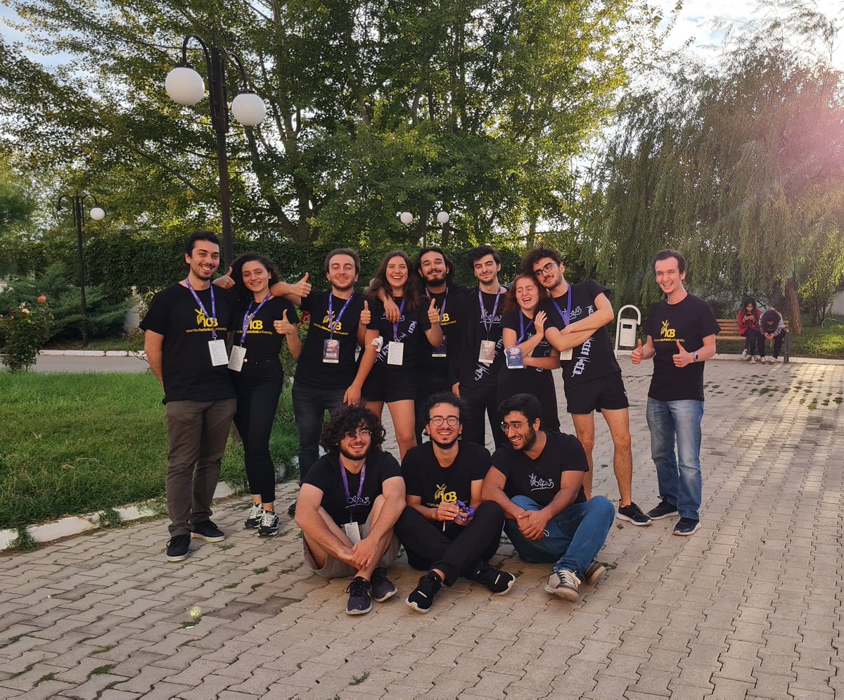 ituapisarge's tweet photo. Apis Ar-Ge Takımı yeni üyelerini arıyor!

Ayrıntılar afişlerde ve başvuru formumuzda:
https://t.co/wKidXqpUJ2

Son gün 7 Kasım! 💫 https://t.co/2bHFiWwBSx