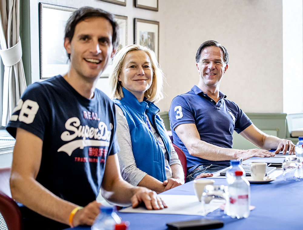 Ontwerper wordt politicus. Mijn column voor de Dutch Design Awards.
dutchdesignawards.nl/update/ontwerp…