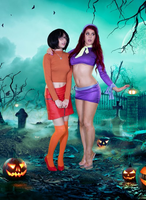 Big thanks to the lovely ladies i had last week @ThelittleLanta @eva_ray_x @Belle_OHaraXXX @123lolarosexxx<a href="/tag/mvsales"class="tags"><span>#mvsales</span></a>