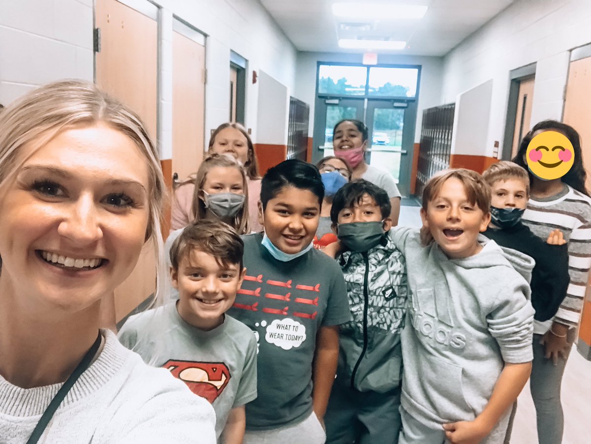 Couch Day!!! 🥳 #provoca #otterlyawesome <a href="/plainviewElem/">Plainview Elementary School</a>