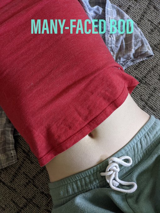 Peek-a-boo https://t.co/q92IuMjBmw<a href="/tag/belly"class="tags"><span>#belly</span></a><a href="/tag/croptop"class="tags"><span>#croptop</span></a><a href="/tag/tease"class="tags"><span>#tease</span></a><a href="/tag/readhead"class="tags"><span>#readhead</span></a><a href="/tag/lowrise"class="tags"><span>#lowrise</span></a>