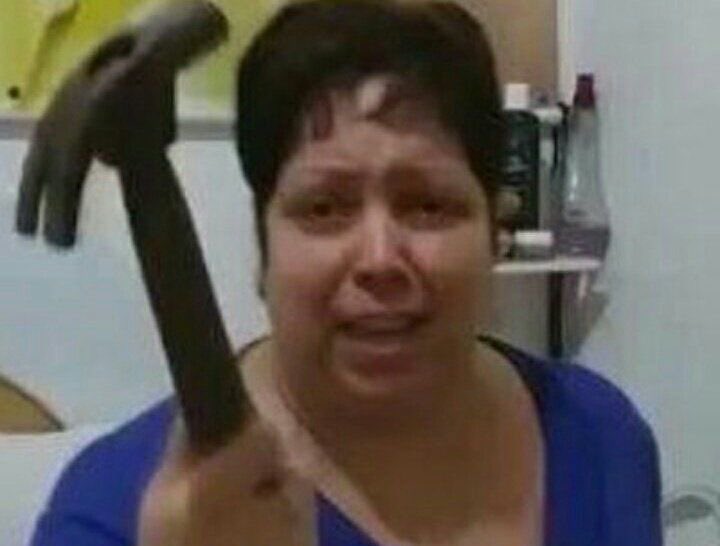 h_yanilet_s's tweet photo. Zayn podrá perfectamente ni toparme en su vida pero no voy a dejar que le hagan daño a él ni a Khai, porque Z en mi chiquito y si no puede cuidarlo antes lo voy a hacer ahora, ademas ni en pedo quiero que Khai crezca con una abuela como Yolanda para que le haga igual que a Gigi https://t.co/YLBrQiJ87F