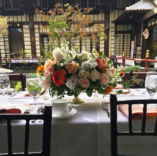YamashiroLA's tweet photo. Gorgeous #Florals at a private event in the Yamashiro #HollywoodGarden :Planning an event? Check out https://t.co/jwZtz9EonG to learn more! #EventLocation #FilmingSpace #MeetingLocation #PartyLocation #WeddingVenue https://t.co/Cyd1c48HC8