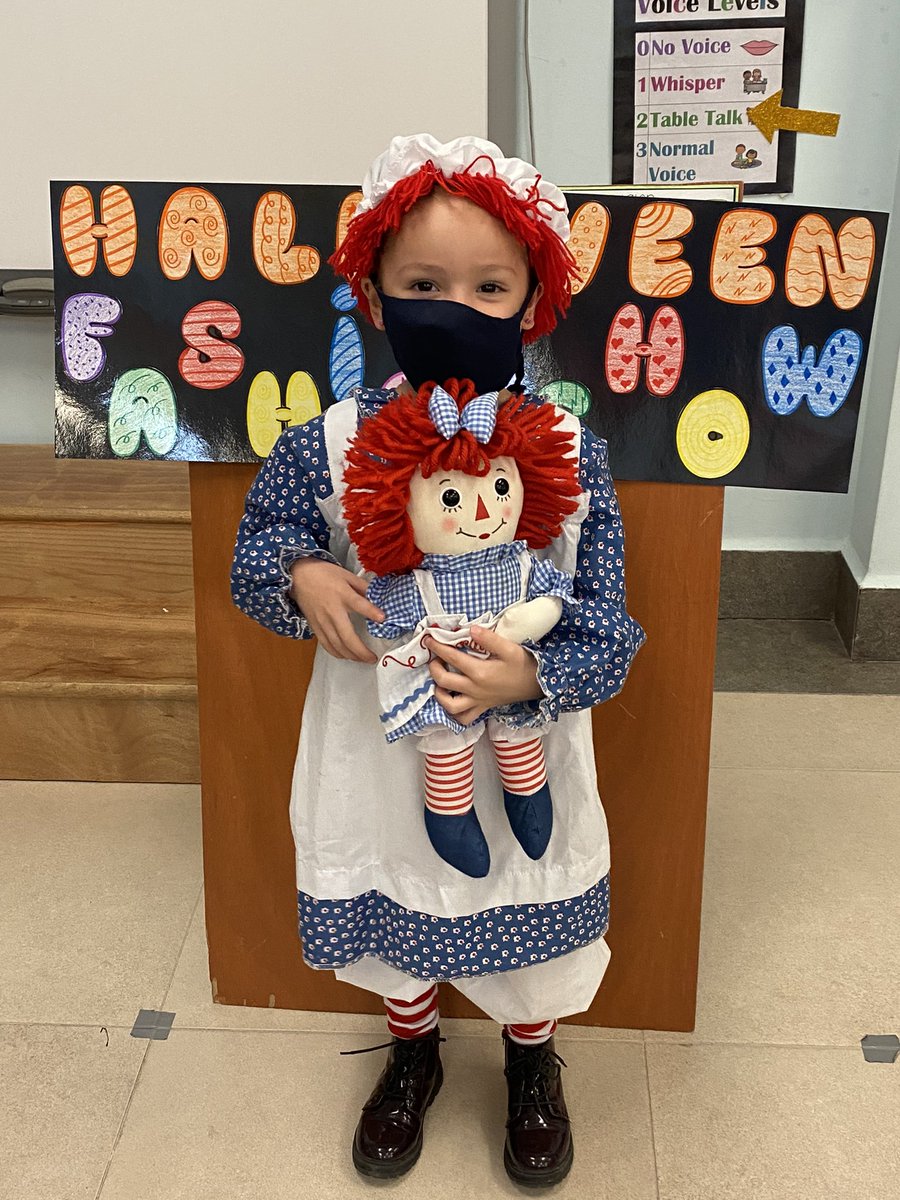 Katia Azuela tweet media