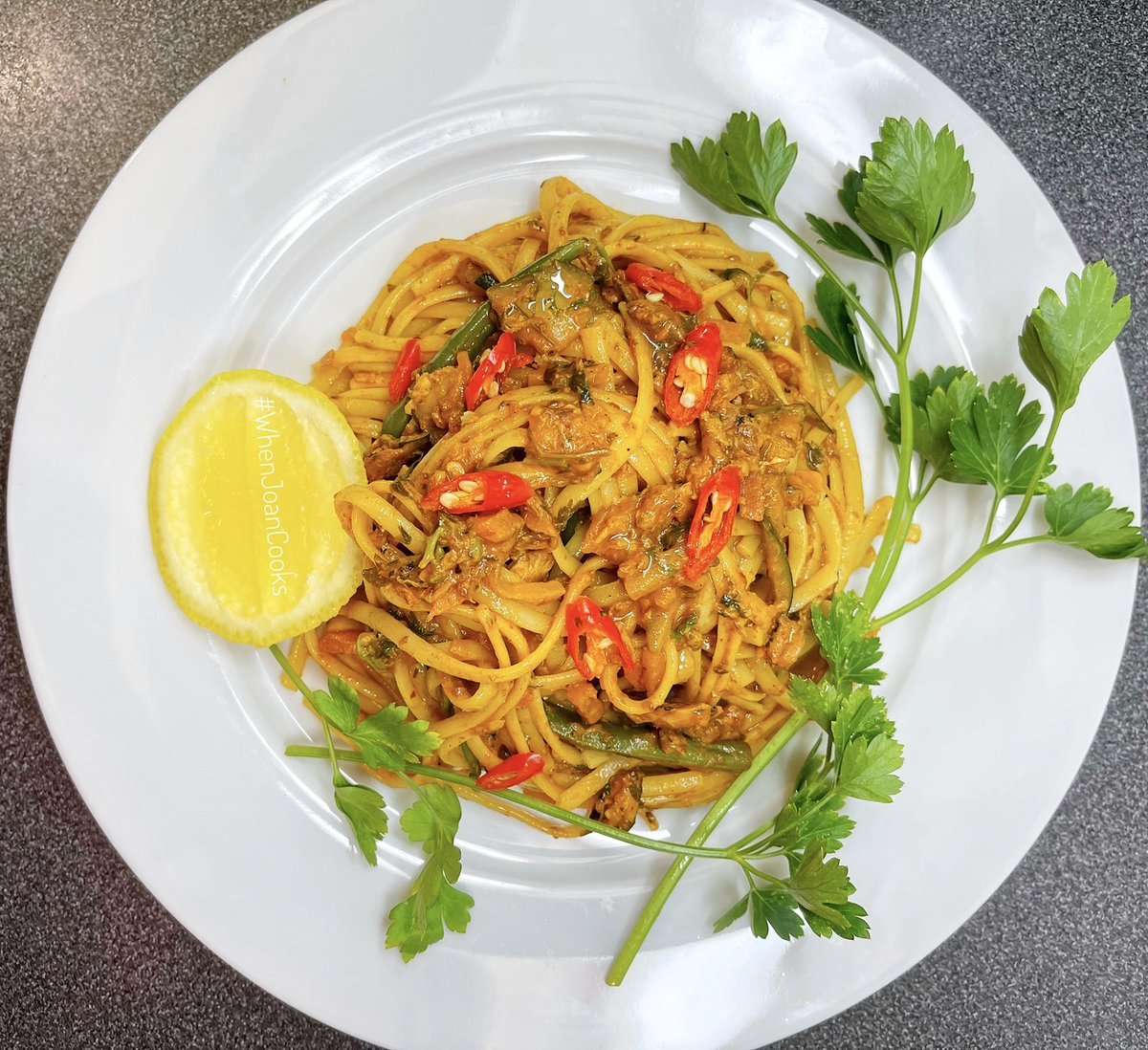 GabsDiva's tweet photo. β¦ #Dinner: Mmabos Creamy Spicy LuckyStar & Julienne Vegetables And Linguine Pasta β¦ π₯ππ€πΌ β¦ #WhenJoanCooks #SimpleMeals #BecauseTheWeatherAllows #MmaboThings β¦ https://t.co/DapHnnFX4t