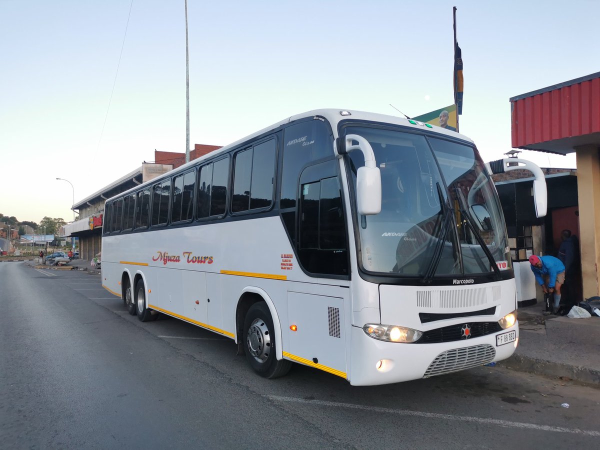 Earth Lovers Hiking Club tweet media