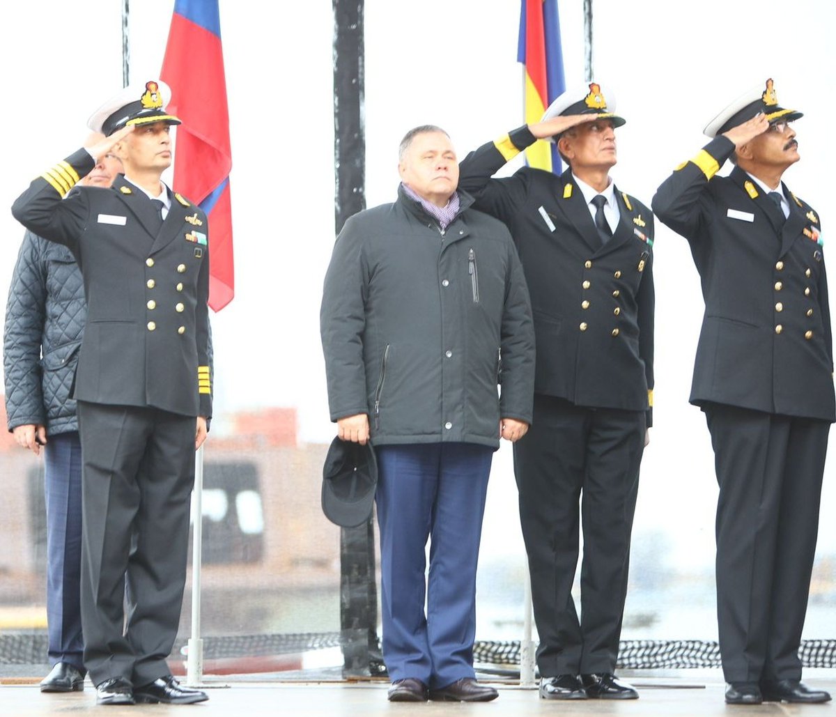 indiannavy's tweet image. Fitted with #stateofart weapon &amp;amp; sensors, the ship is true testimony to long standing #IndoRussia Military Technical Cooperation. 

#Tushil is a Sanskrit word meaning Protector Shield (2/2).

#BridgesofFriendship