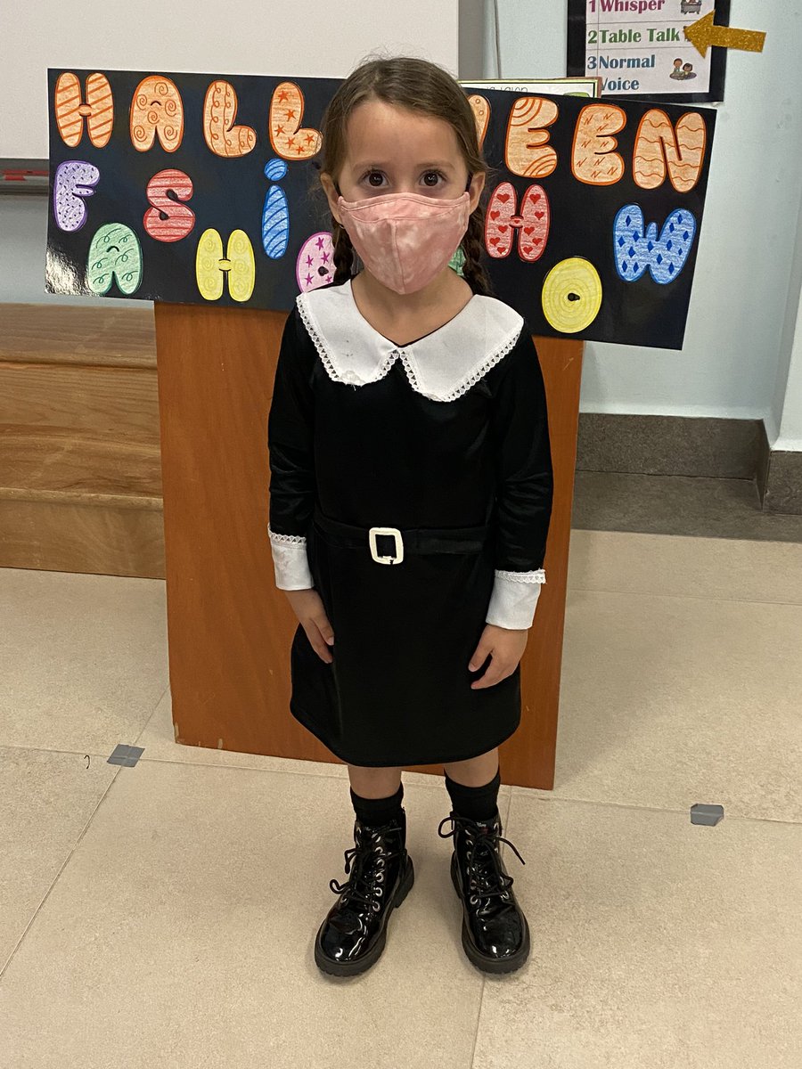 Katia Azuela tweet media