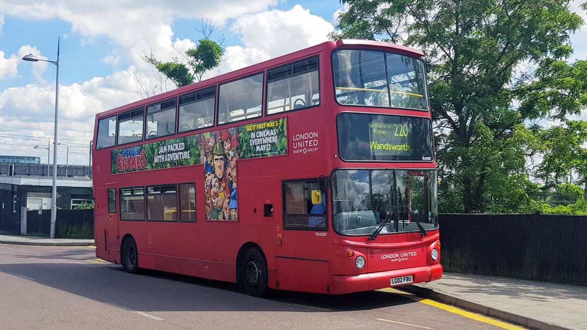 LConnectedBlog's tweet image. Tenders today see RATP retain the contract to route 220 with existing buses while route 226 and 295 result in a bad day for Metroline as they move to RATP.