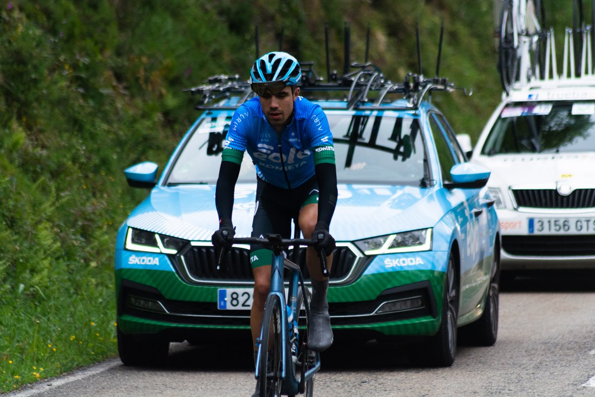 0xRogueAlpha's tweet photo. 🥵
.
[📷 Paco Almería]
.
#EOLOKOMETACyclingTeam #2021Moments #VueltaAsturias #LaVueltina https://t.co/cv1slPDALO